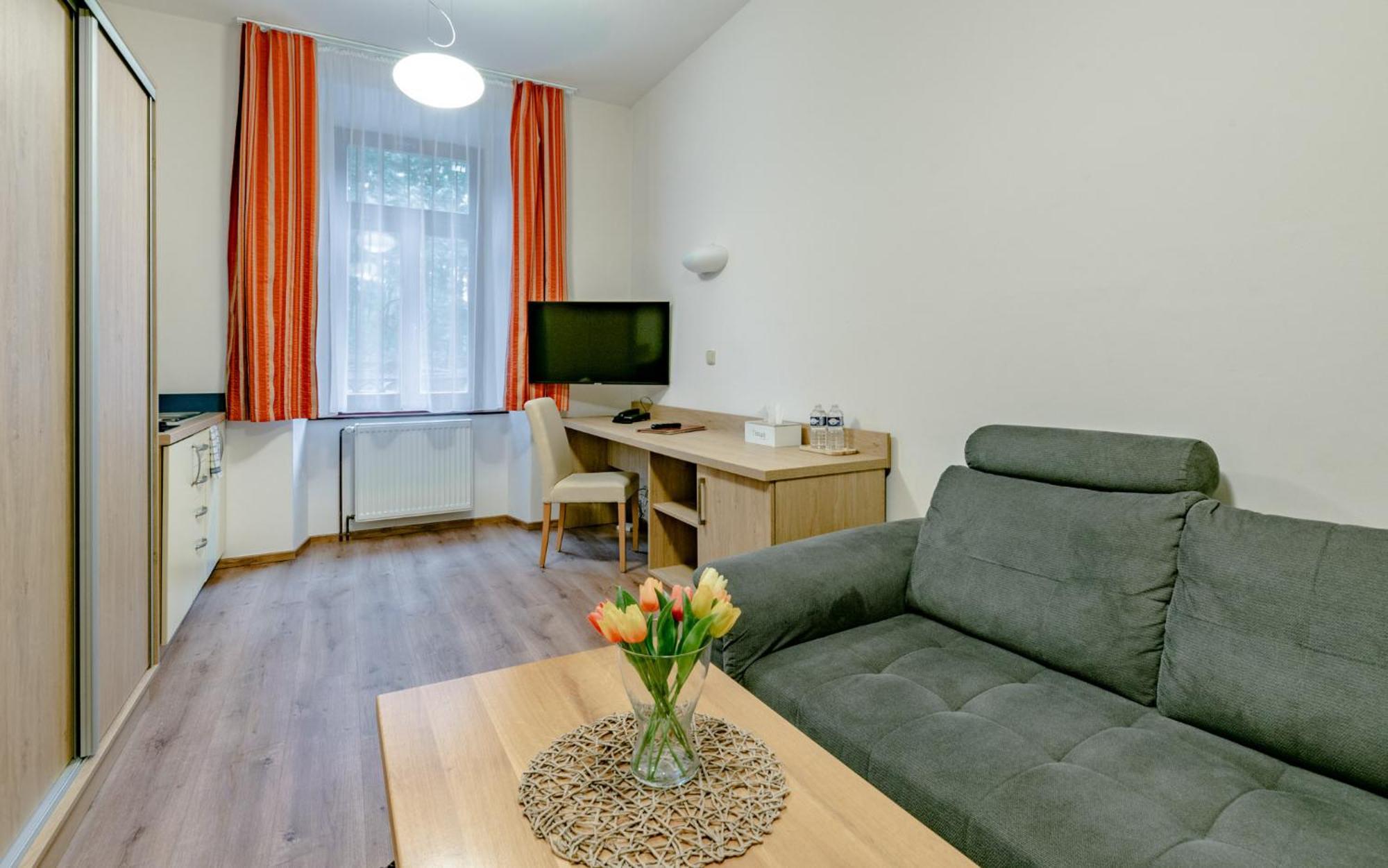 Hotel U Kozicky Теплице Екстериор снимка